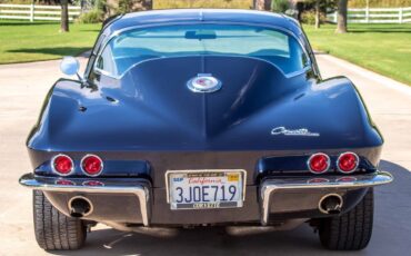 Chevrolet-Corvette-1964-Coupe-9