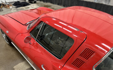 Chevrolet-Corvette-1965-12