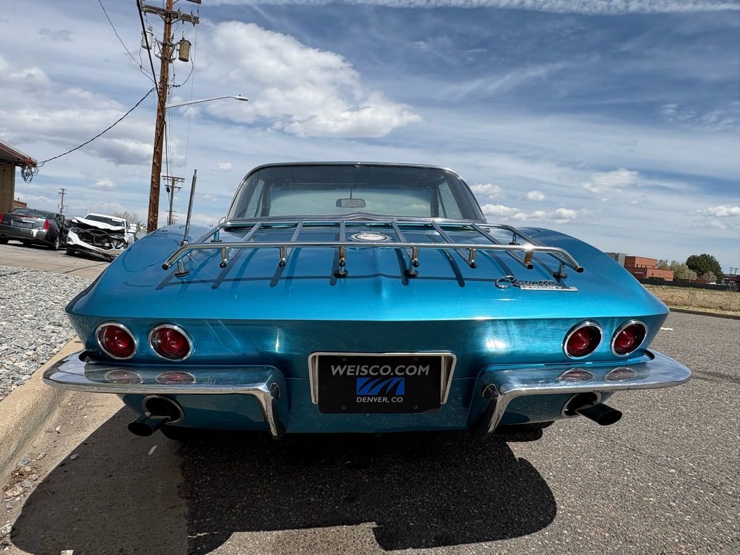 Chevrolet-Corvette-1965-15