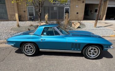 Chevrolet-Corvette-1965-2