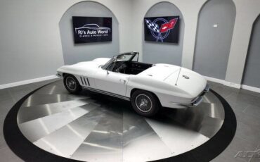 Chevrolet-Corvette-1965-21