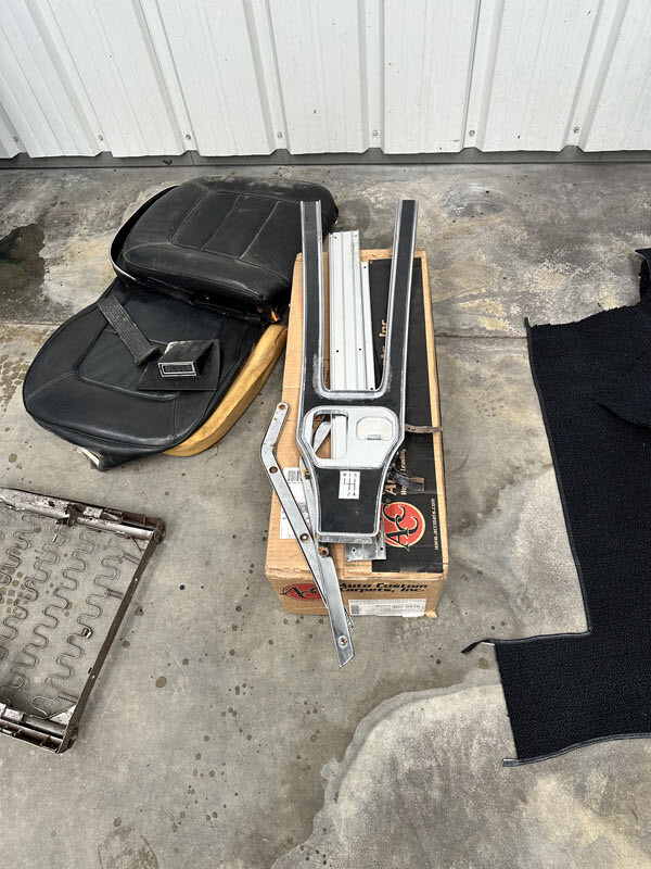 Chevrolet-Corvette-1965-23