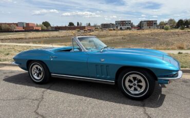 Chevrolet-Corvette-1965-33