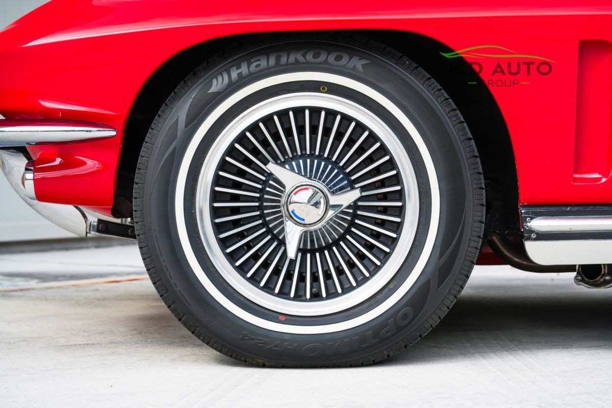 Chevrolet-Corvette-1965-36