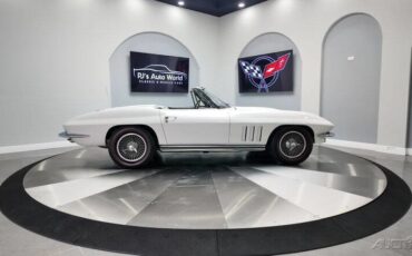 Chevrolet-Corvette-1965-4