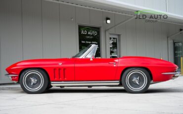 Chevrolet-Corvette-1965-4
