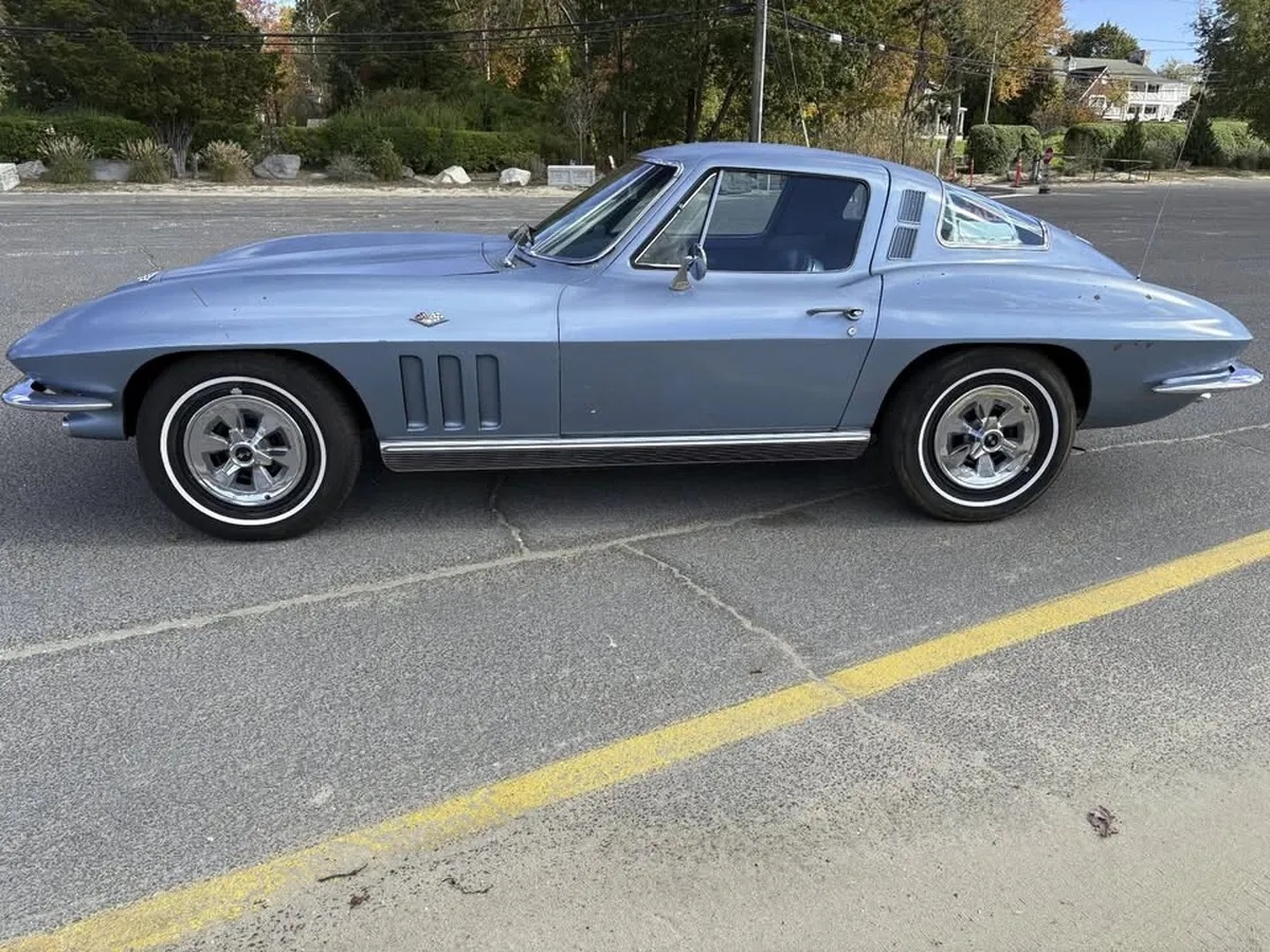 Chevrolet-Corvette-1965-Blue-Blue-12