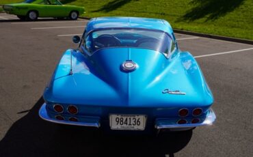 Chevrolet-Corvette-1965-Classic-Car-17