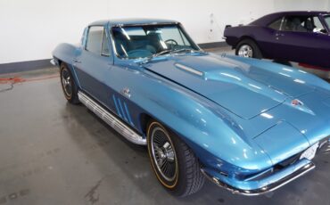 Chevrolet-Corvette-1965-Classic-Car-36