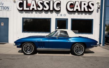 Chevrolet-Corvette-1965-Convertible-1