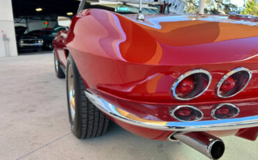 Chevrolet-Corvette-1965-Convertible-14