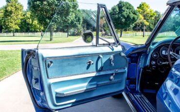 Chevrolet-Corvette-1965-Convertible-19
