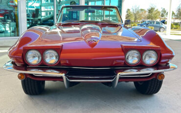 Chevrolet-Corvette-1965-Convertible-2