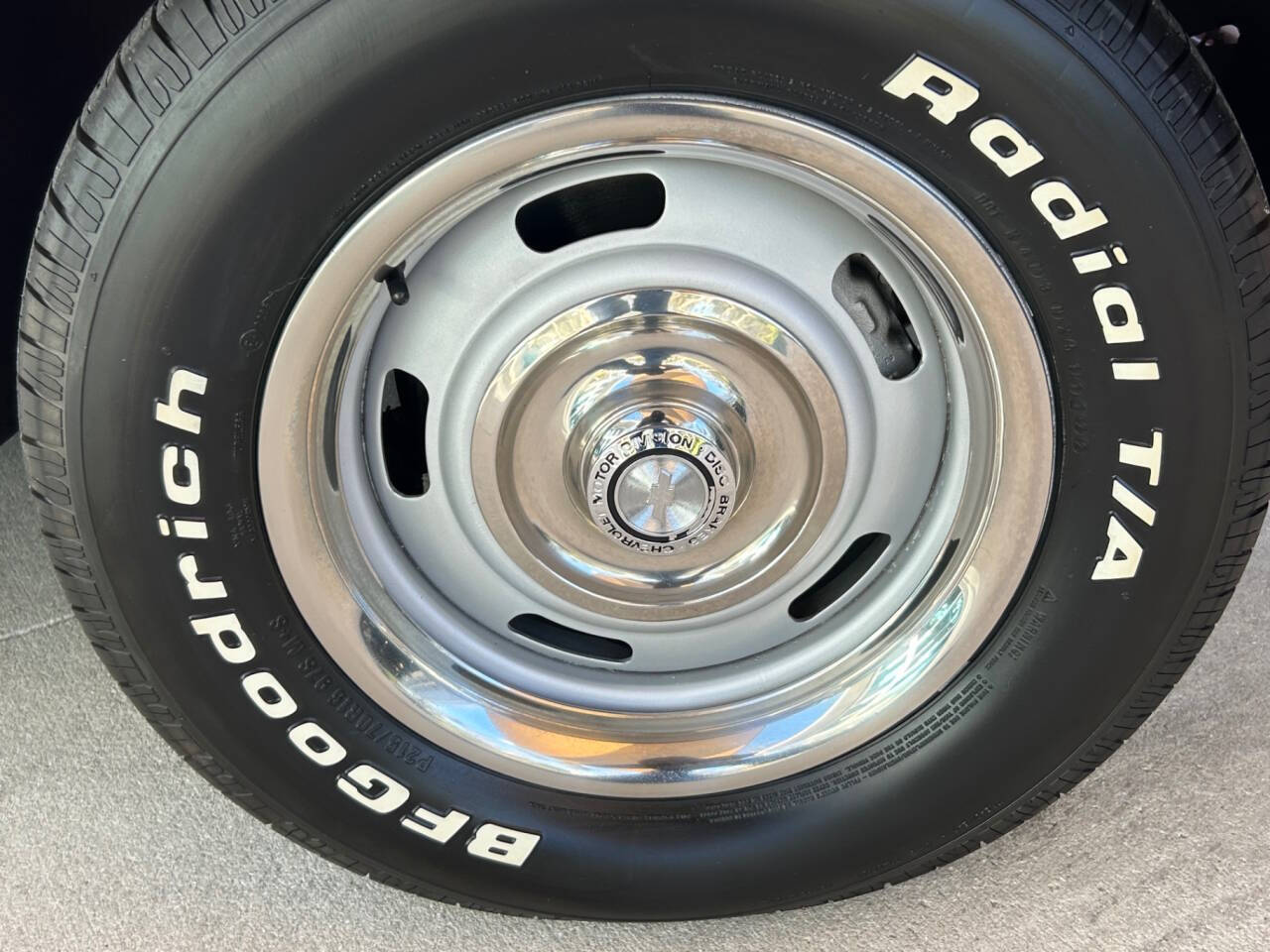 Chevrolet-Corvette-1965-Convertible-20