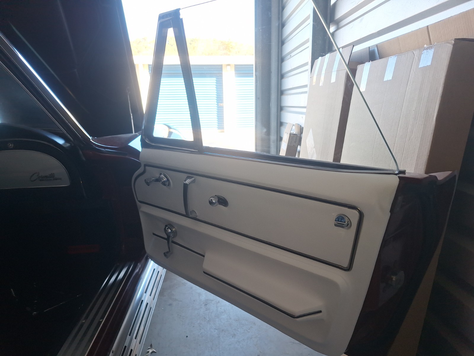 Chevrolet-Corvette-1965-Convertible-22