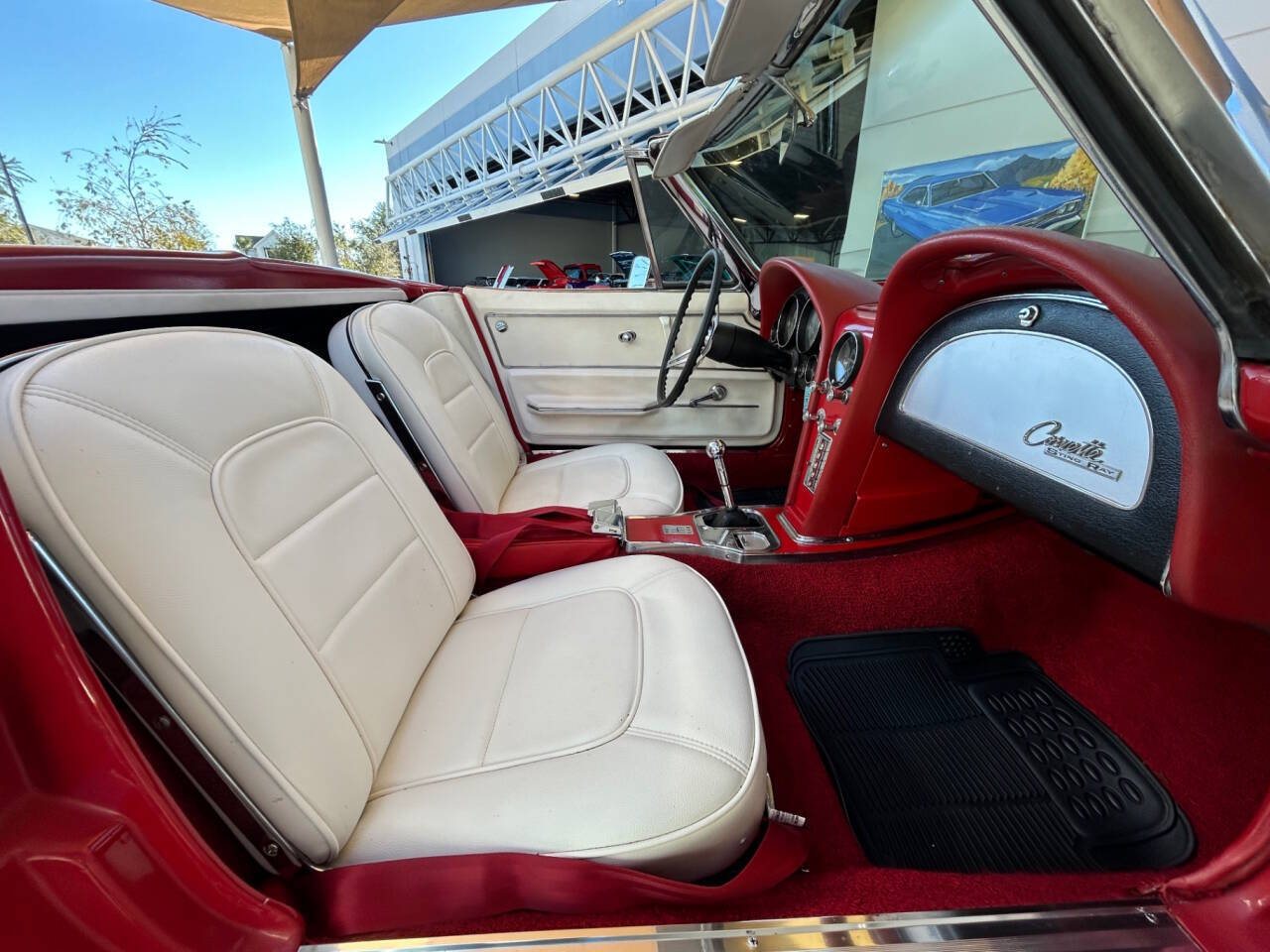 Chevrolet-Corvette-1965-Convertible-27