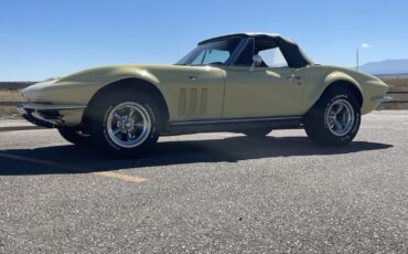 Chevrolet-Corvette-1965-Convertible-5