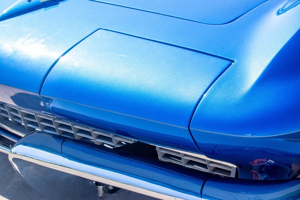 Chevrolet-Corvette-1965-Convertible-9