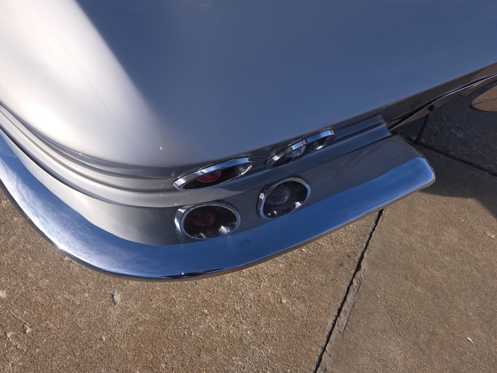 Chevrolet-Corvette-1965-Coupe-12