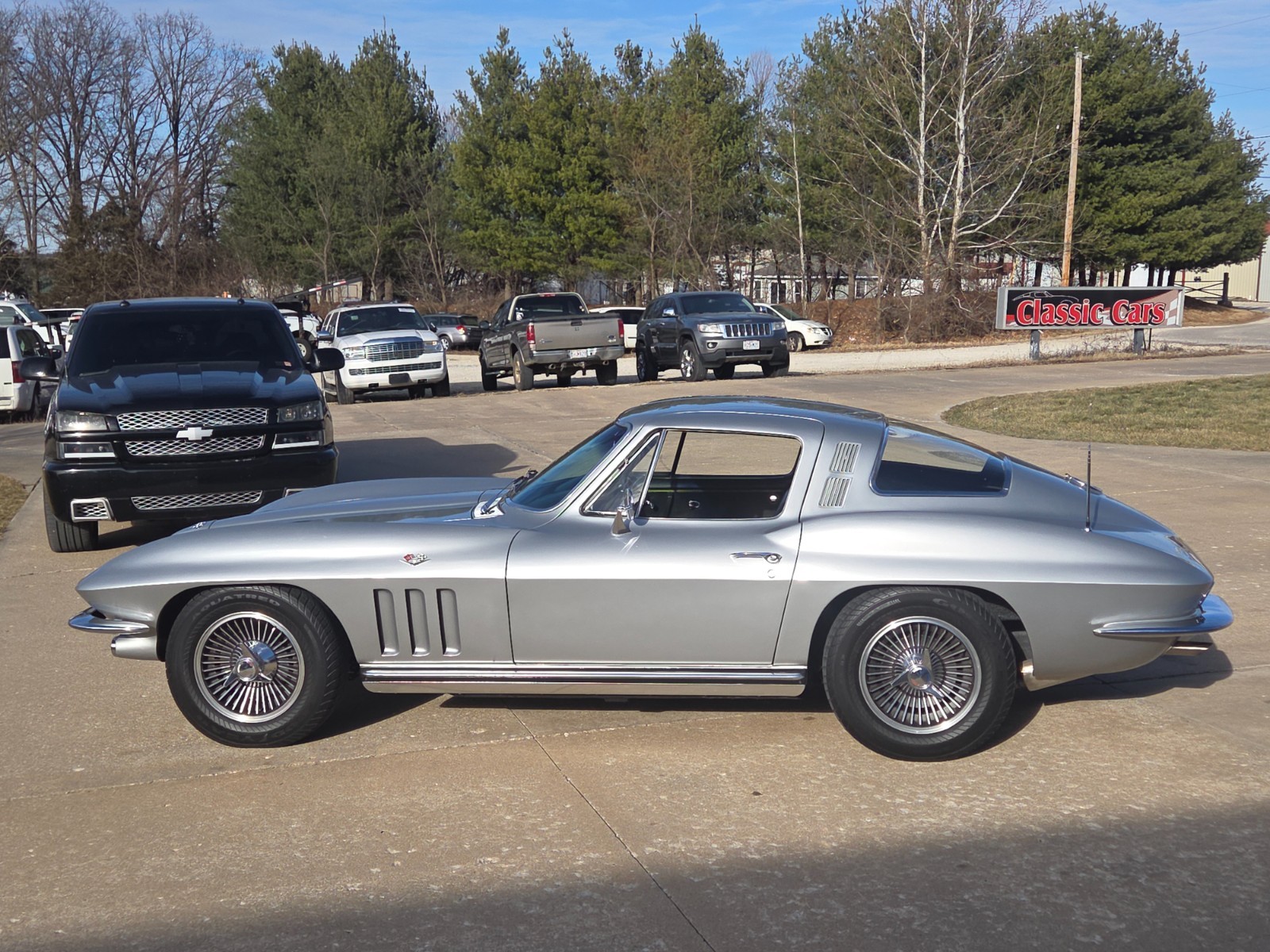 Chevrolet-Corvette-1965-Coupe-14