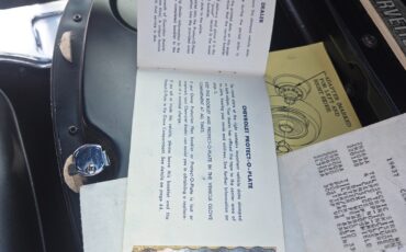 Chevrolet-Corvette-1965-Coupe-30