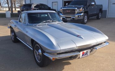 Chevrolet-Corvette-1965-Coupe-4