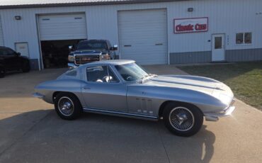 Chevrolet-Corvette-1965-Coupe-5