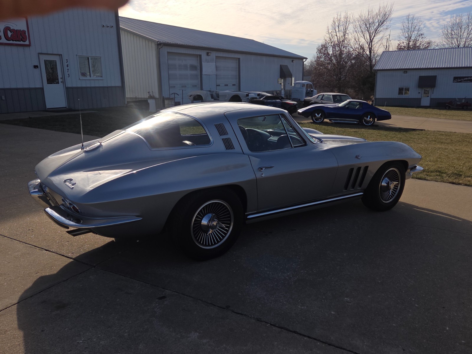 Chevrolet-Corvette-1965-Coupe-6