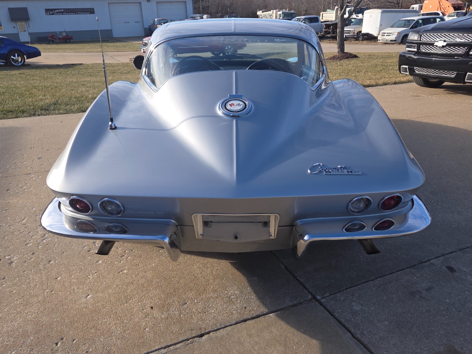 Chevrolet-Corvette-1965-Coupe-9