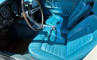 Chevrolet-Corvette-1966-10