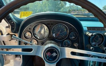 Chevrolet-Corvette-1966-12