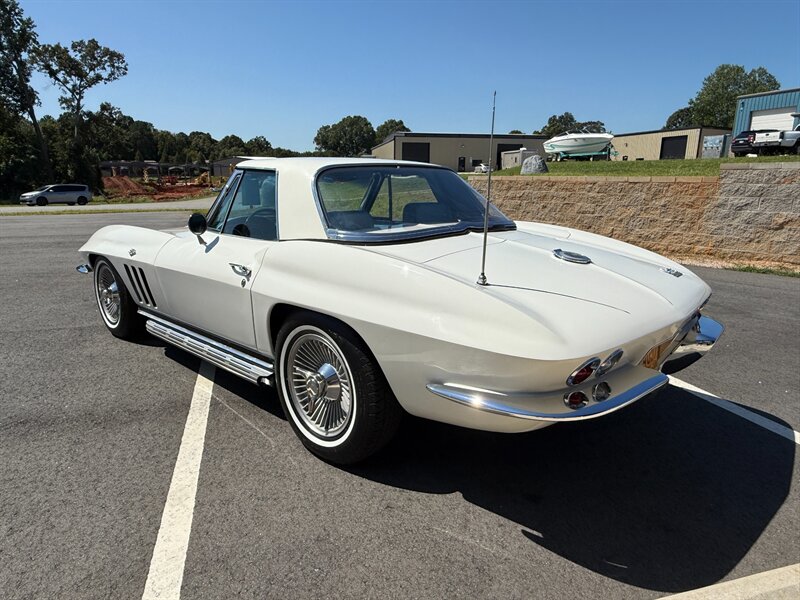 Chevrolet-Corvette-1966-20