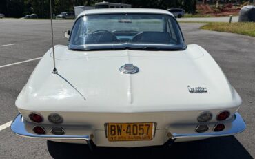 Chevrolet-Corvette-1966-21