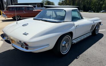 Chevrolet-Corvette-1966-22