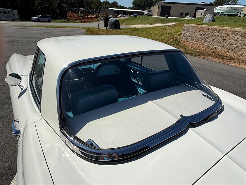 Chevrolet-Corvette-1966-28