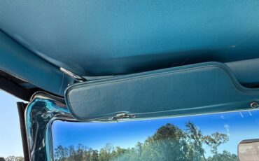 Chevrolet-Corvette-1966-32