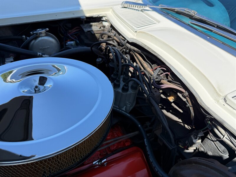 Chevrolet-Corvette-1966-38