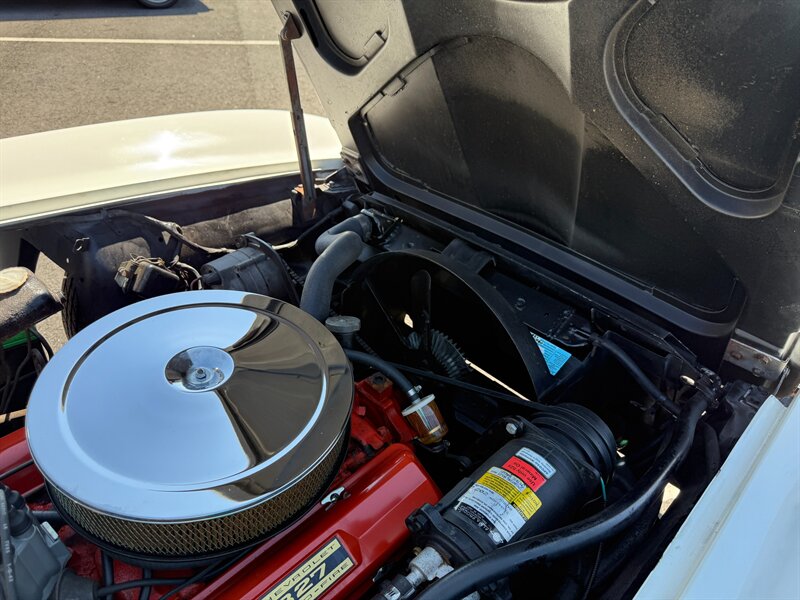 Chevrolet-Corvette-1966-42