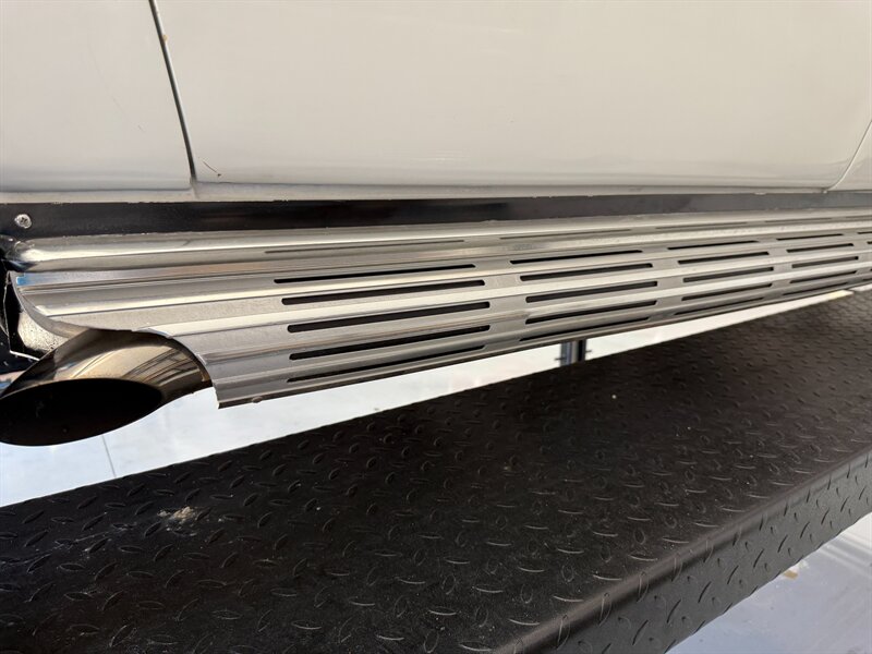 Chevrolet-Corvette-1966-44