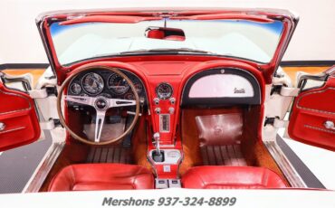 Chevrolet-Corvette-1966-Convertible-1