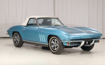 Chevrolet-Corvette-1966-Convertible-10