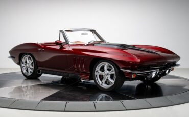 Chevrolet-Corvette-1966-Convertible-10