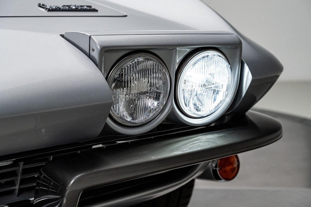 Chevrolet-Corvette-1966-Convertible-13