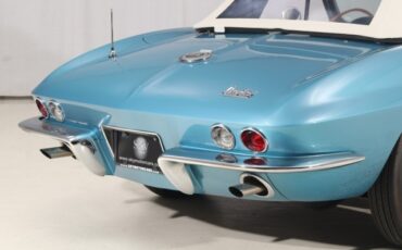Chevrolet-Corvette-1966-Convertible-15
