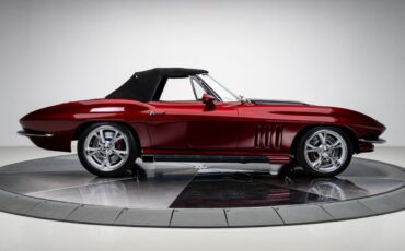 Chevrolet-Corvette-1966-Convertible-18