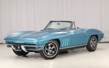 Chevrolet-Corvette-1966-Convertible-2