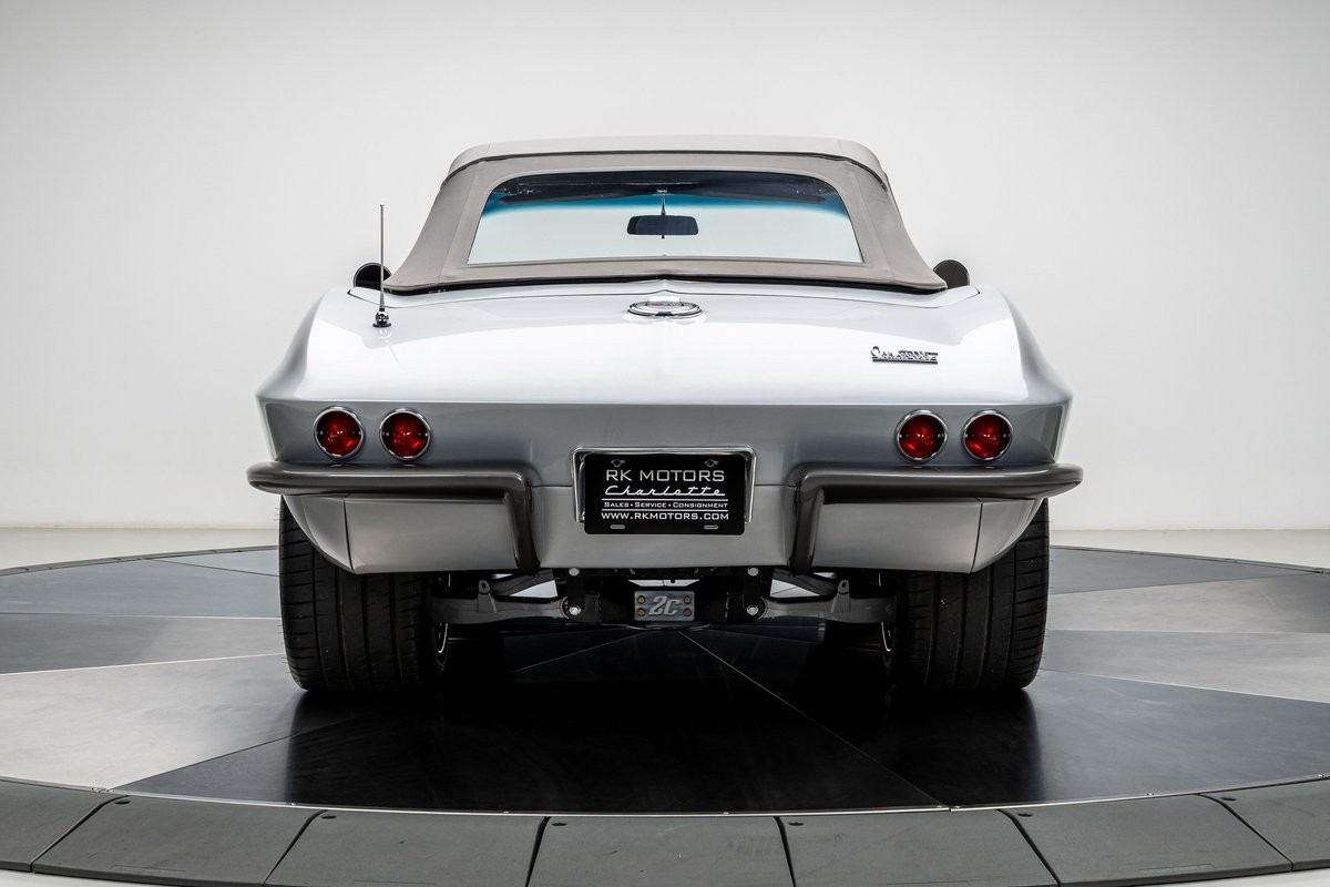 Chevrolet-Corvette-1966-Convertible-24