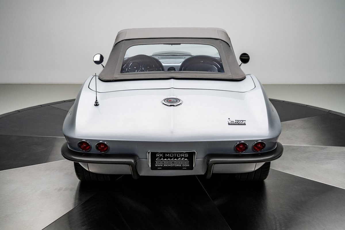 Chevrolet-Corvette-1966-Convertible-25