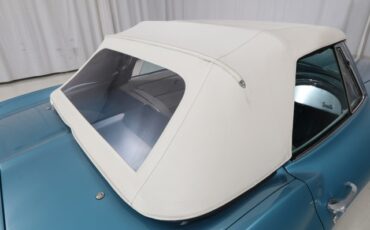 Chevrolet-Corvette-1966-Convertible-25