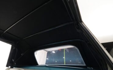 Chevrolet-Corvette-1966-Convertible-33